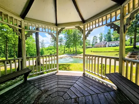 202 55th Avenue Gruetli Laager TN 37339