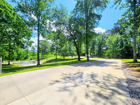 202 55th Avenue Gruetli Laager TN 37339