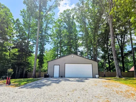 202 55th Avenue Gruetli Laager TN 37339