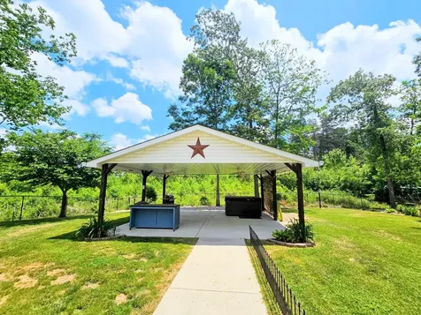 202 55th Avenue Gruetli Laager TN 37339