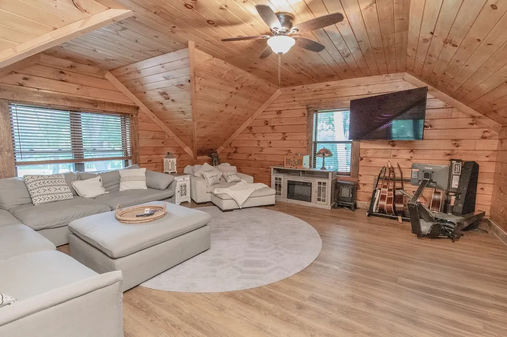 4210 Highway 76 Cottontown TN 37048