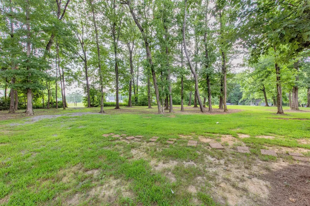 4210 Highway 76 Cottontown TN 37048