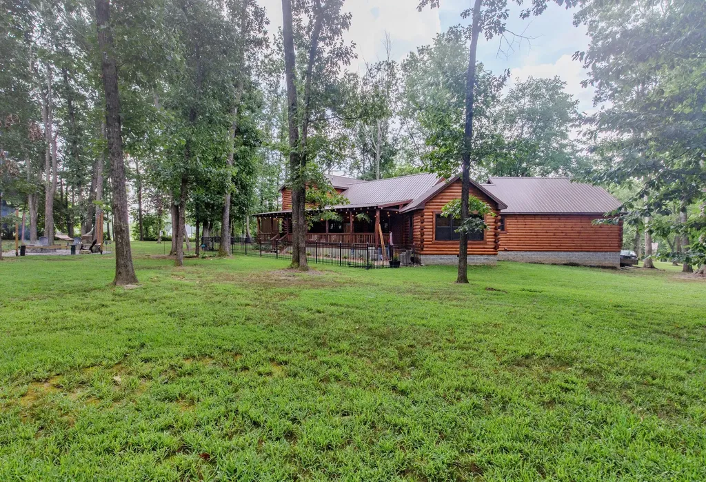 4210 Highway 76 Cottontown TN 37048