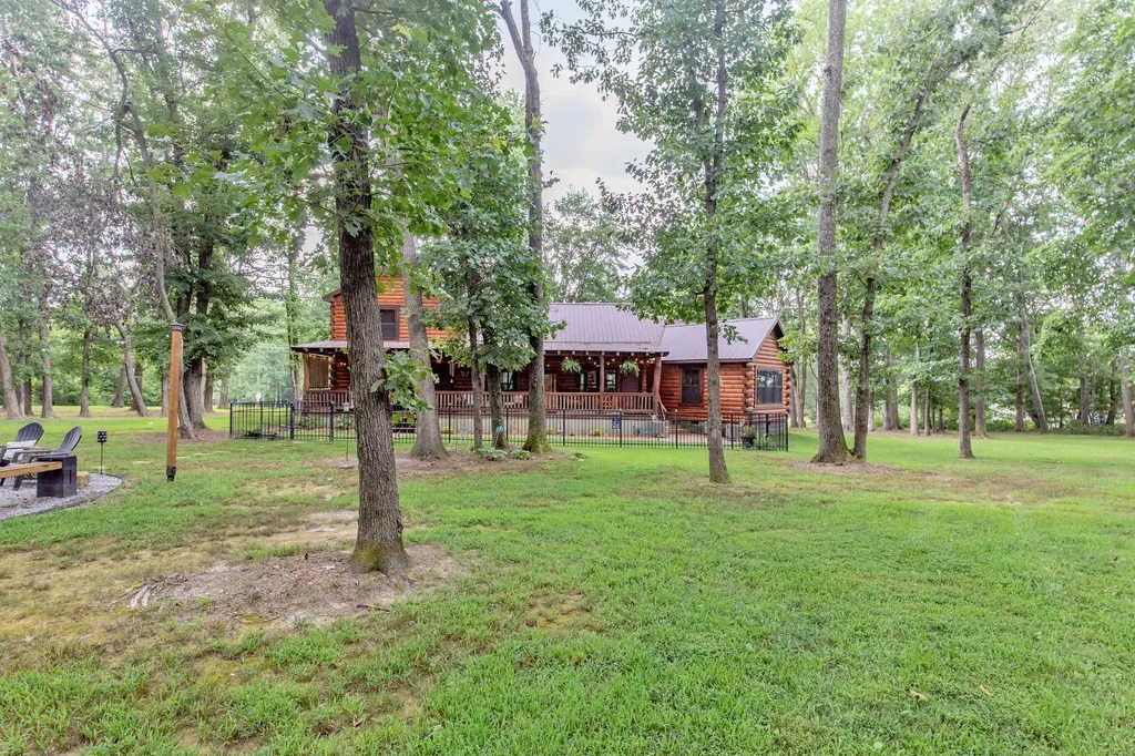4210 Highway 76 Cottontown TN 37048