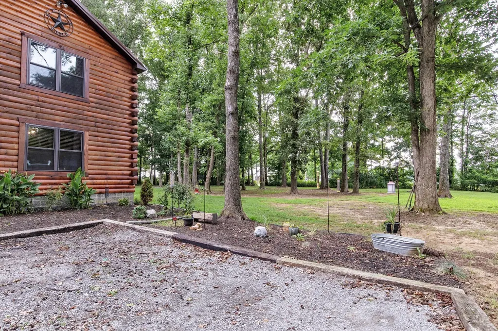 4210 Highway 76 Cottontown TN 37048