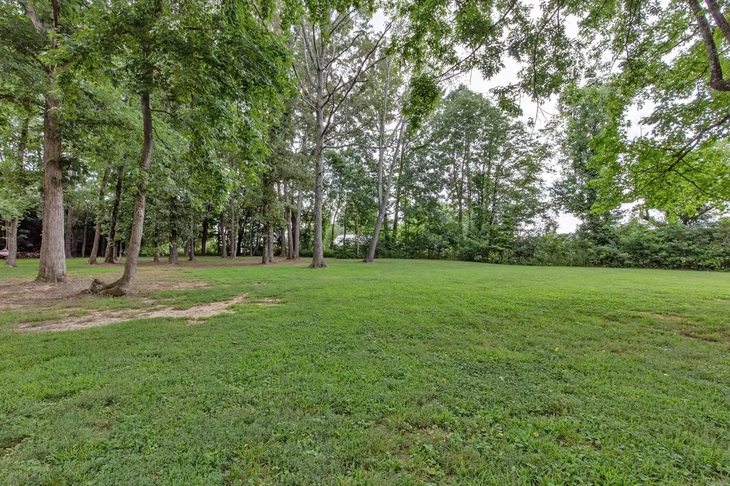 4210 Highway 76 Cottontown TN 37048