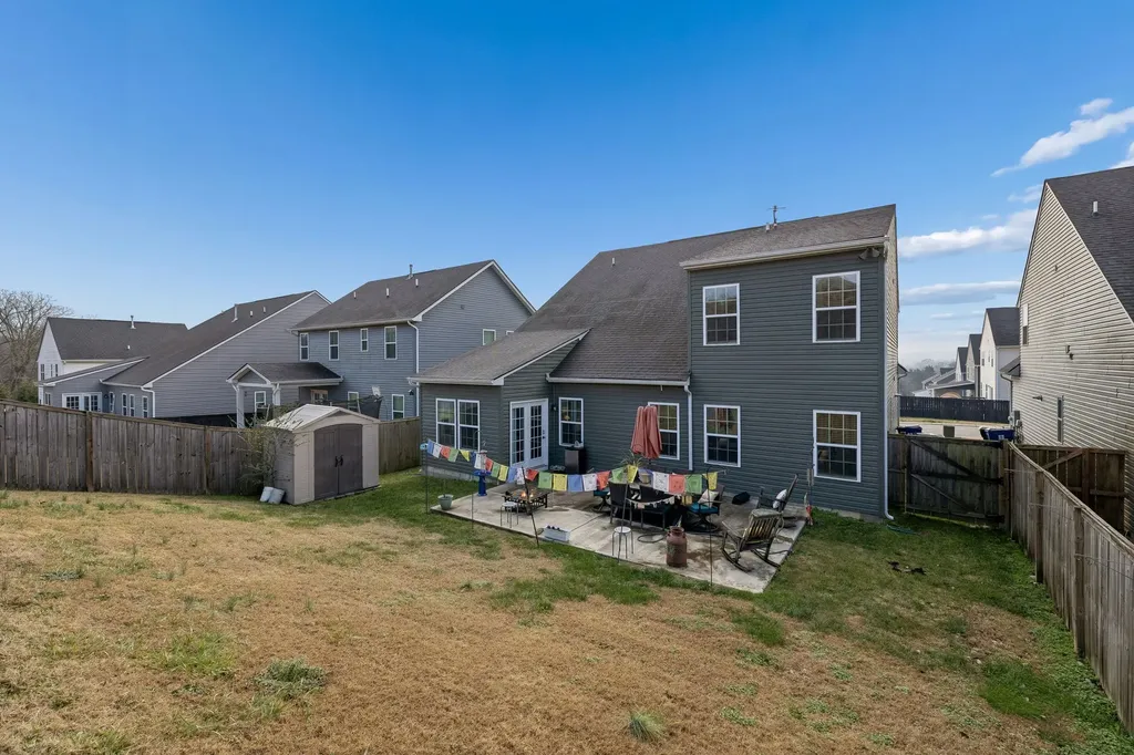3043 Persimmon Street Columbia TN 38401