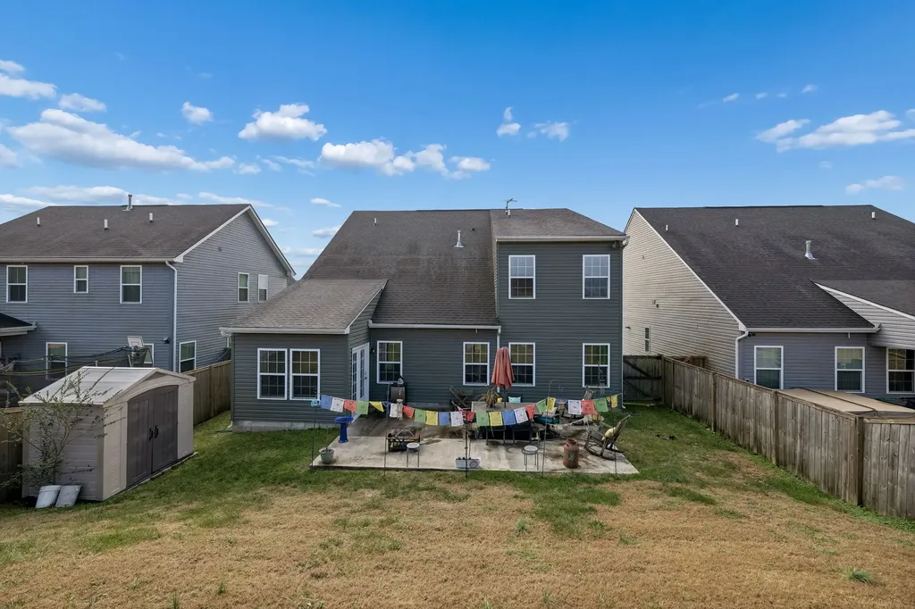 3043 Persimmon Street Columbia TN 38401