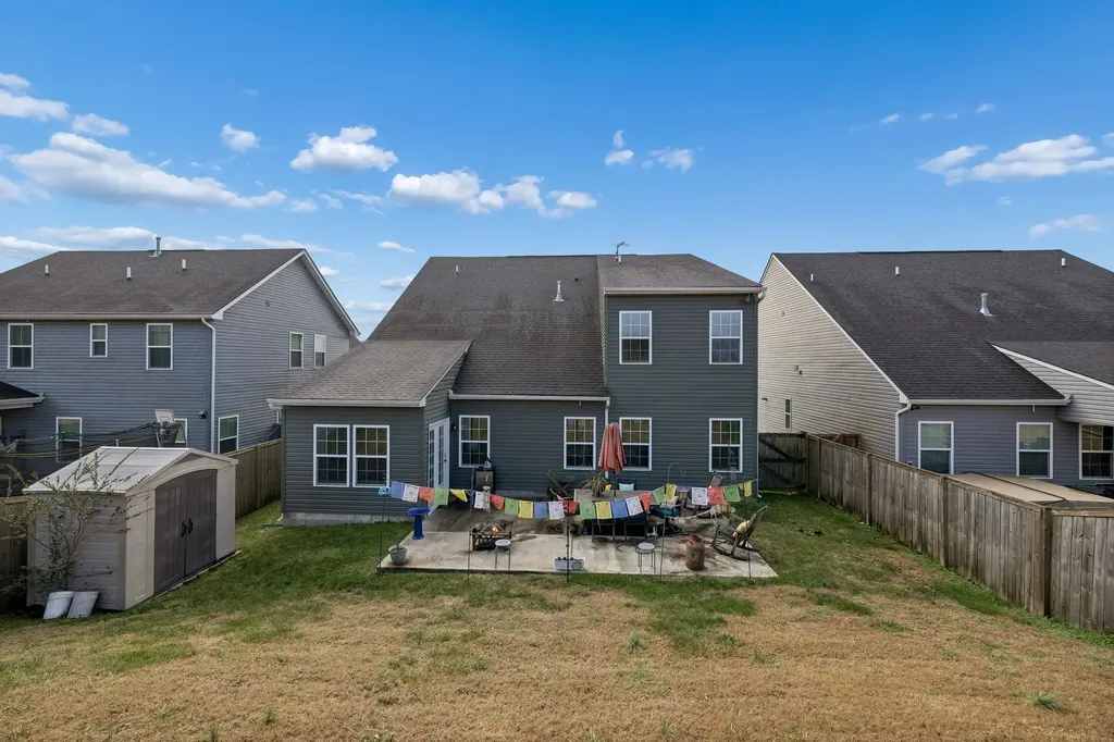 3043 Persimmon Street Columbia TN 38401