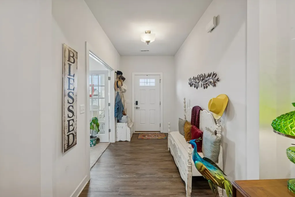 3043 Persimmon Street Columbia TN 38401