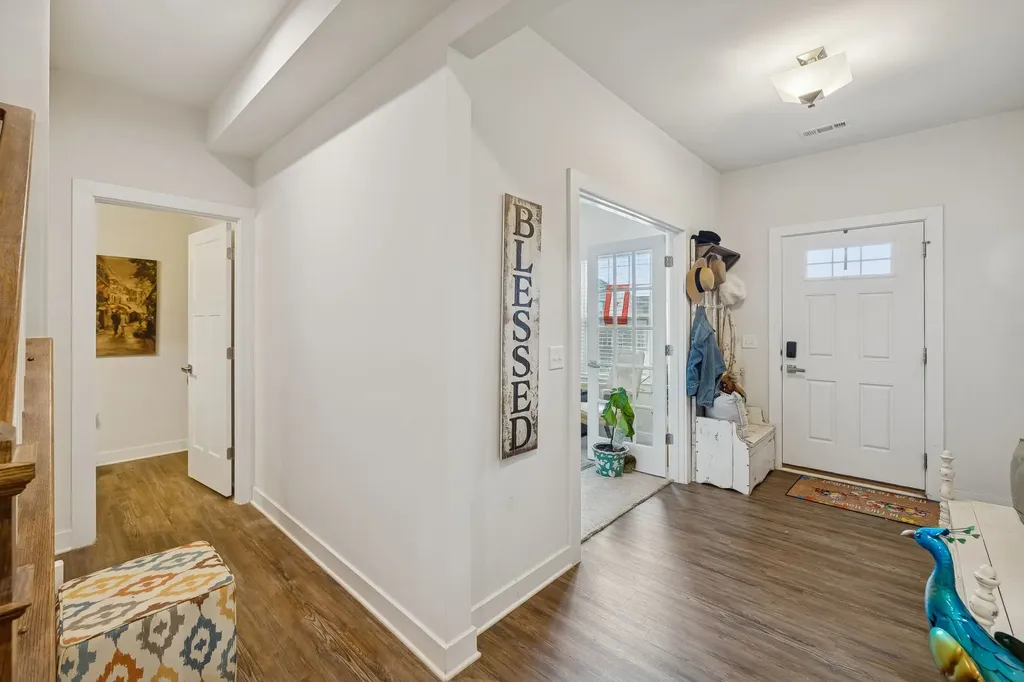 3043 Persimmon Street Columbia TN 38401