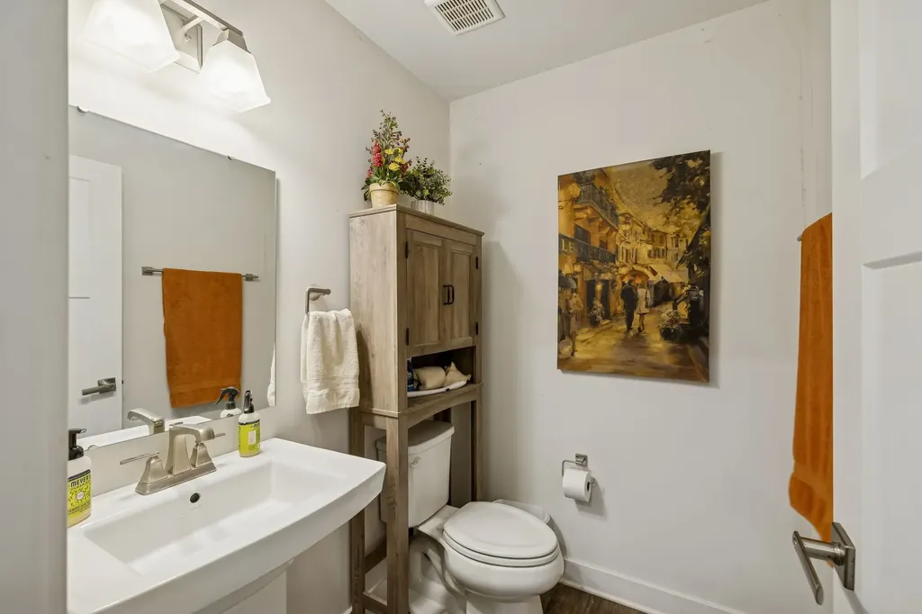 3043 Persimmon Street Columbia TN 38401