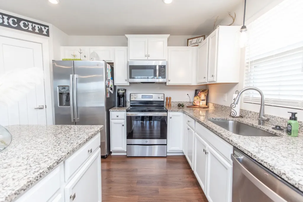 909 Wilkinson Lane White House TN 37188