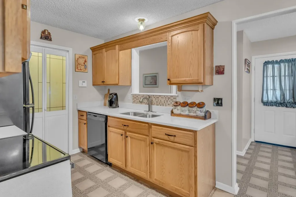 717 Flint Ridge Drive Whites Creek TN 37189