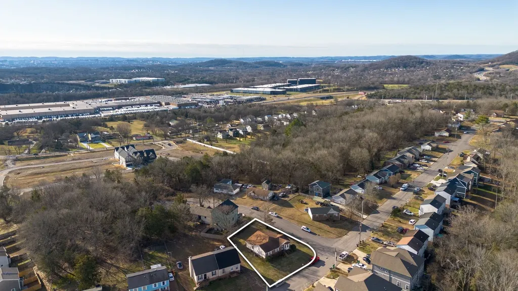 717 Flint Ridge Drive Whites Creek TN 37189