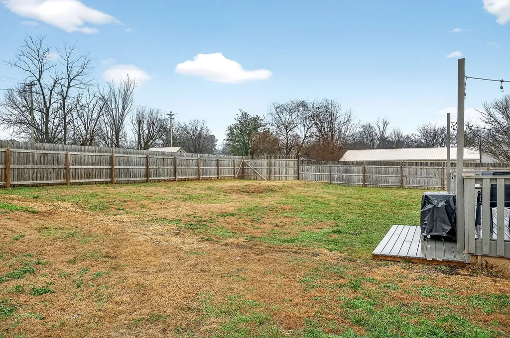 217 Peach Street Baxter TN 38544