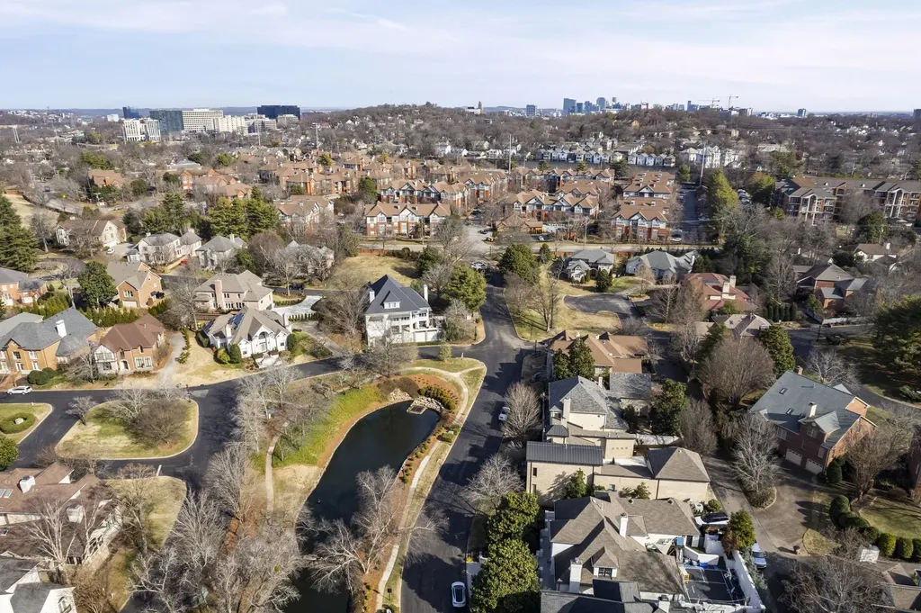 46 Green View Nashville TN 37205