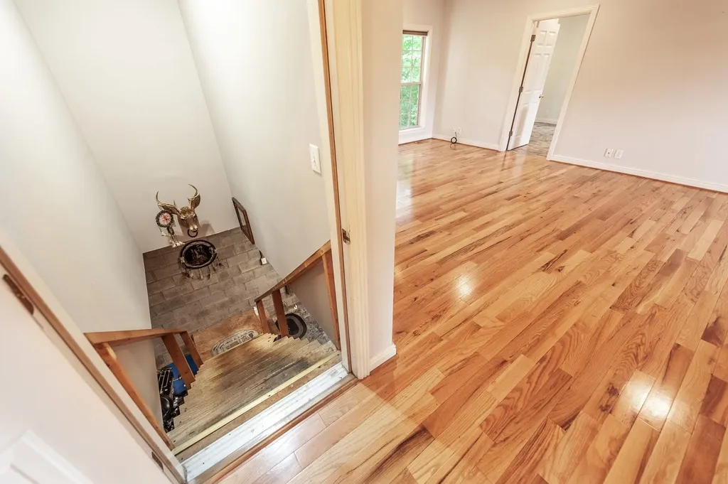 6513 N Mount Pleasant Road Greenbrier TN 37073