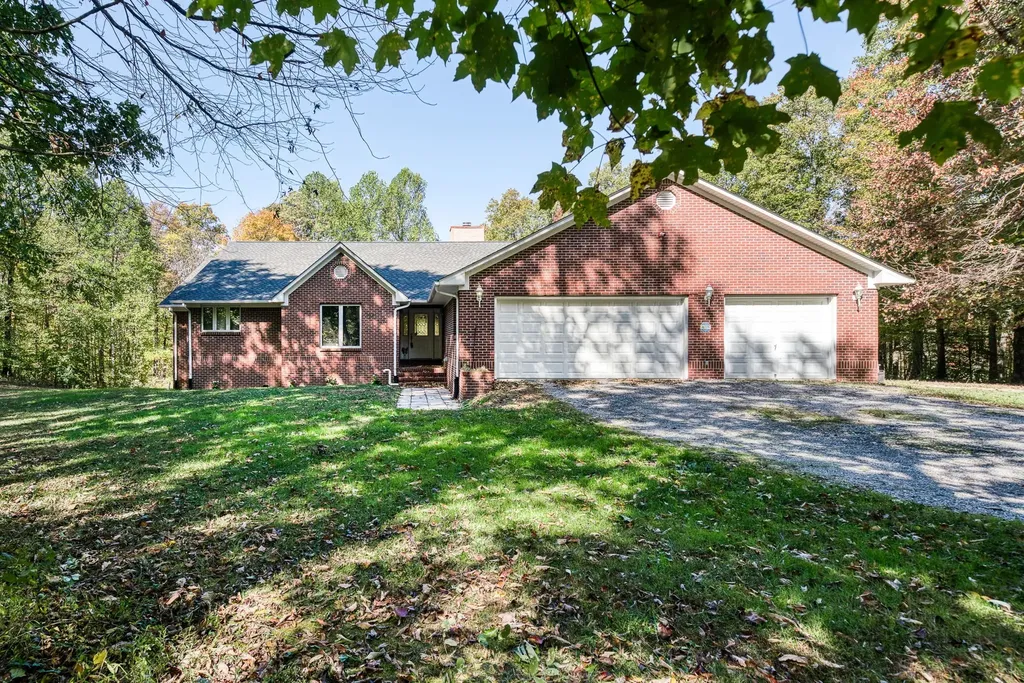 8631 Monterey Highway Monterey TN 38574