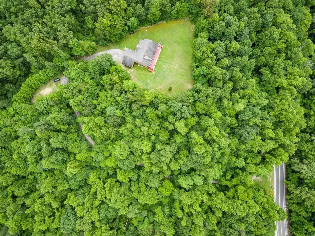 8631 Monterey Highway Monterey TN 38574