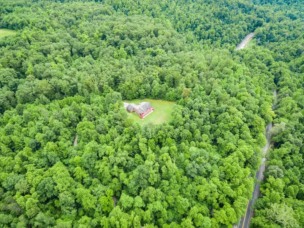 8631 Monterey Highway Monterey TN 38574