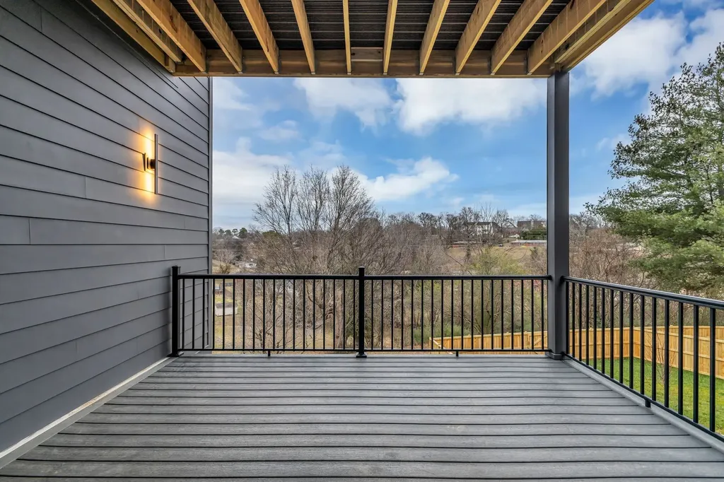 2505 Barclay Drive Nashville TN 37206