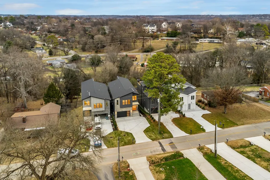 2505 Barclay Drive Nashville TN 37206
