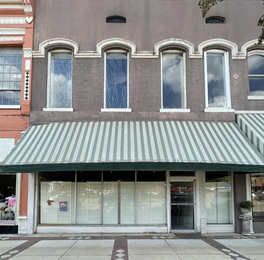 109 S Mill Avenue Dyersburg TN 38024