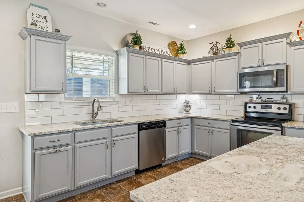 7108 Colquitt Way Fairview TN 37062