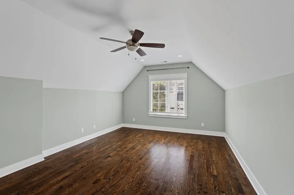 5704 Old Harding Pike Nashville TN 37205