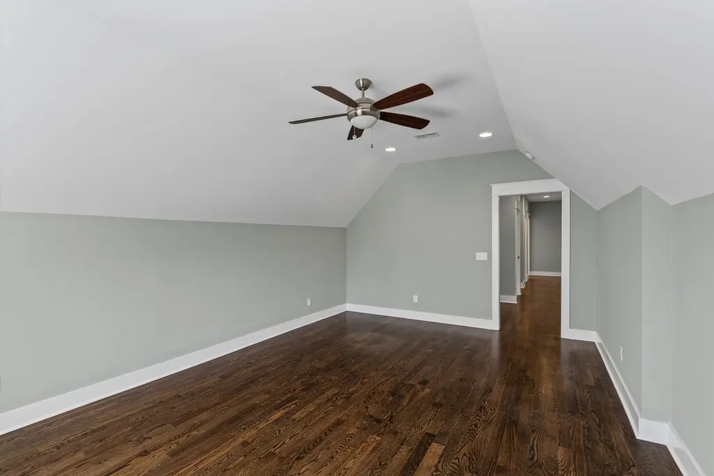 5704 Old Harding Pike Nashville TN 37205