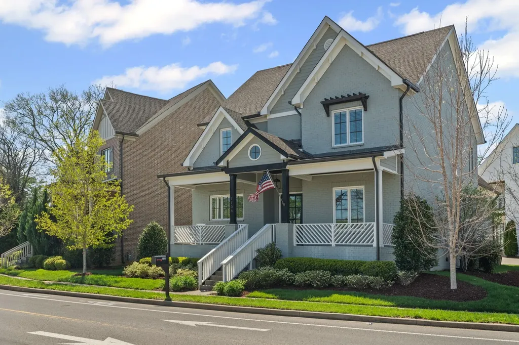 5704 Old Harding Pike Nashville TN 37205