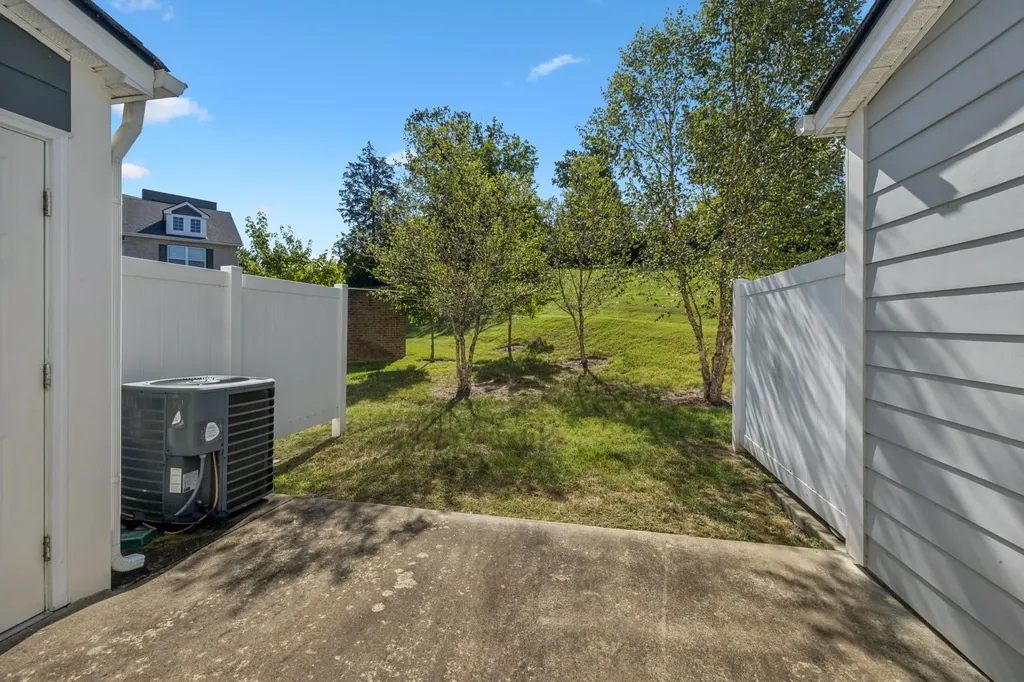 1126 Lilly Valley Way Nashville TN 37209