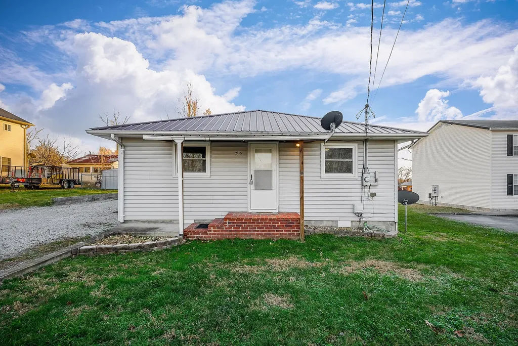 205 E 16th Street Cookeville TN 38501