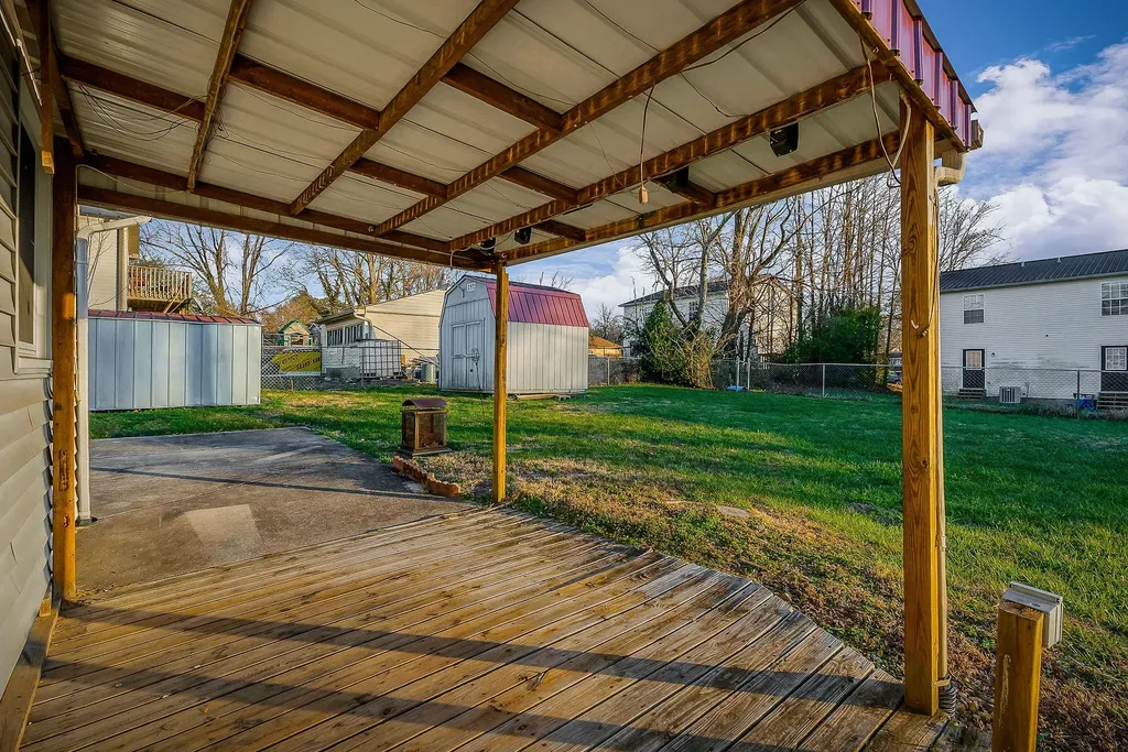 205 E 16th Street Cookeville TN 38501