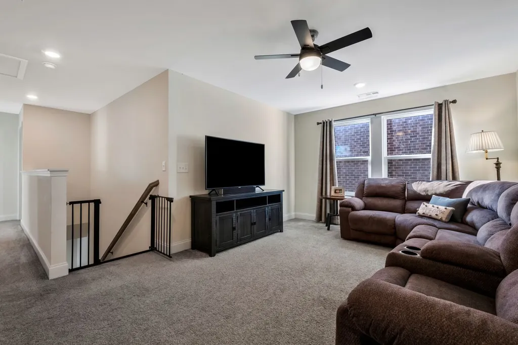 709 Hahn Court Lebanon TN 37087