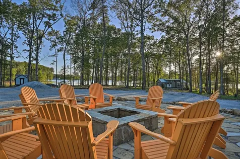 312 Hemlock Cove Tracy City TN 37387
