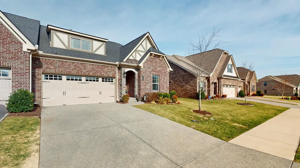 1056 Callaway Drive Lebanon TN 37087