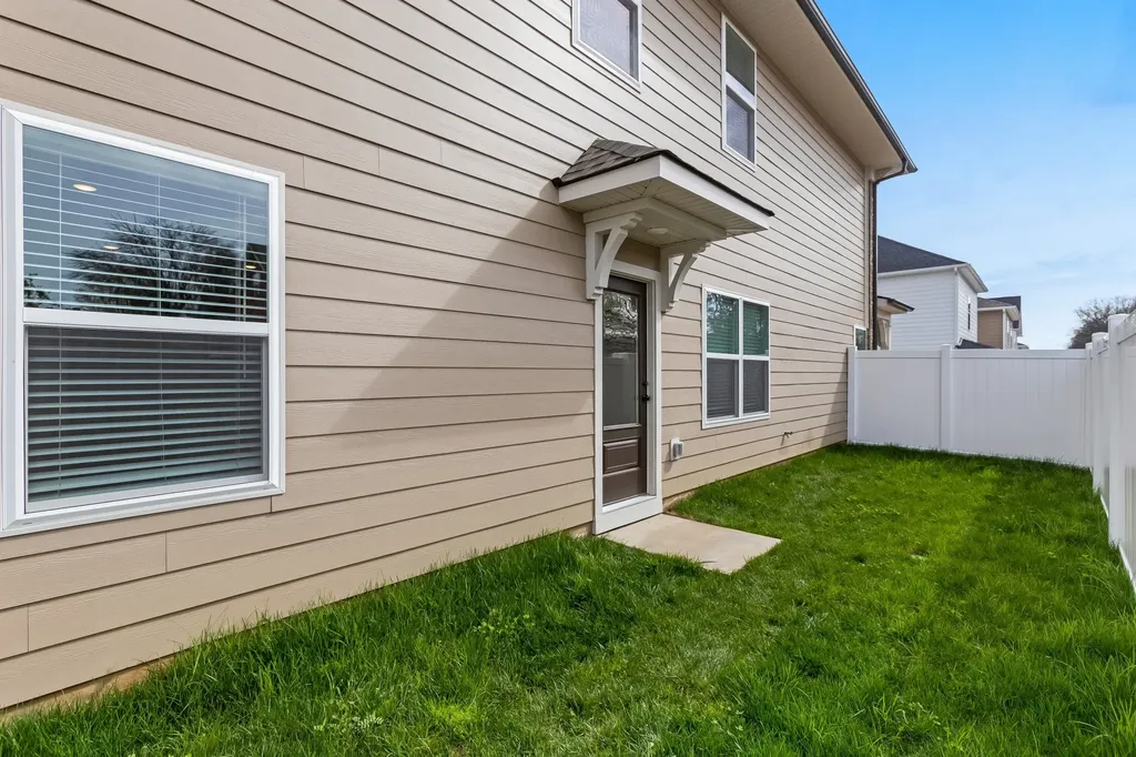 313 Jasmine Park Hermitage TN 37076