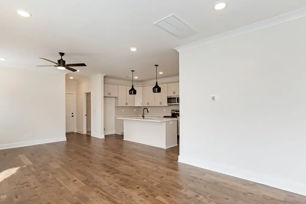 313 Jasmine Park Hermitage TN 37076