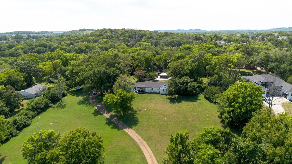 5723 Cloverland Drive Brentwood TN 37027