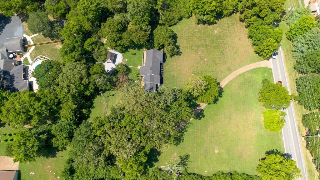 5723 Cloverland Drive Brentwood TN 37027