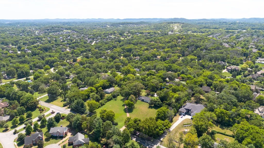 5723 Cloverland Drive Brentwood TN 37027
