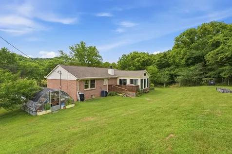255 Saint Marys Road Buffalo Valley TN 38548