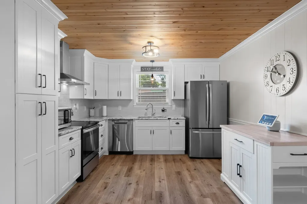 213 Riverwood Drive Hendersonville TN 37075