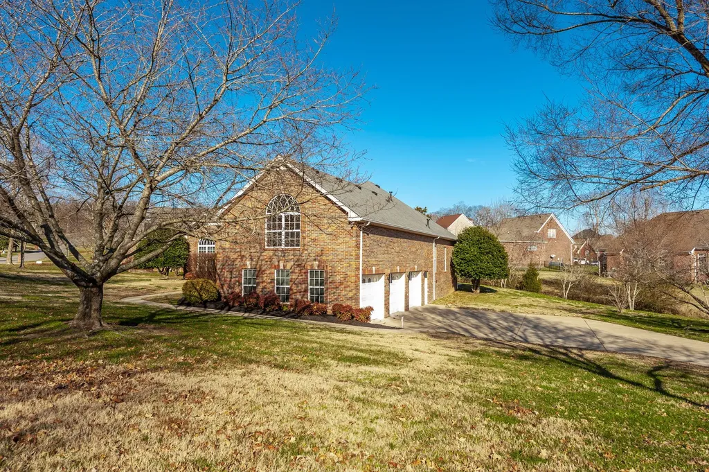 1006 Stafford Court Hendersonville TN 37075