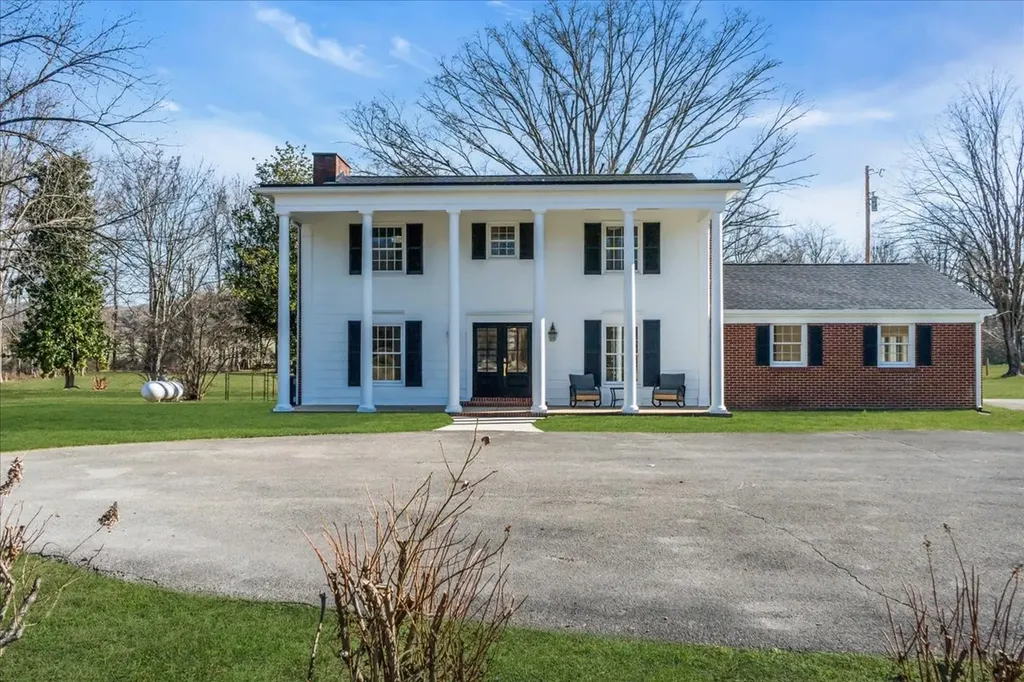 251 Miller Road Hillsboro TN 37342