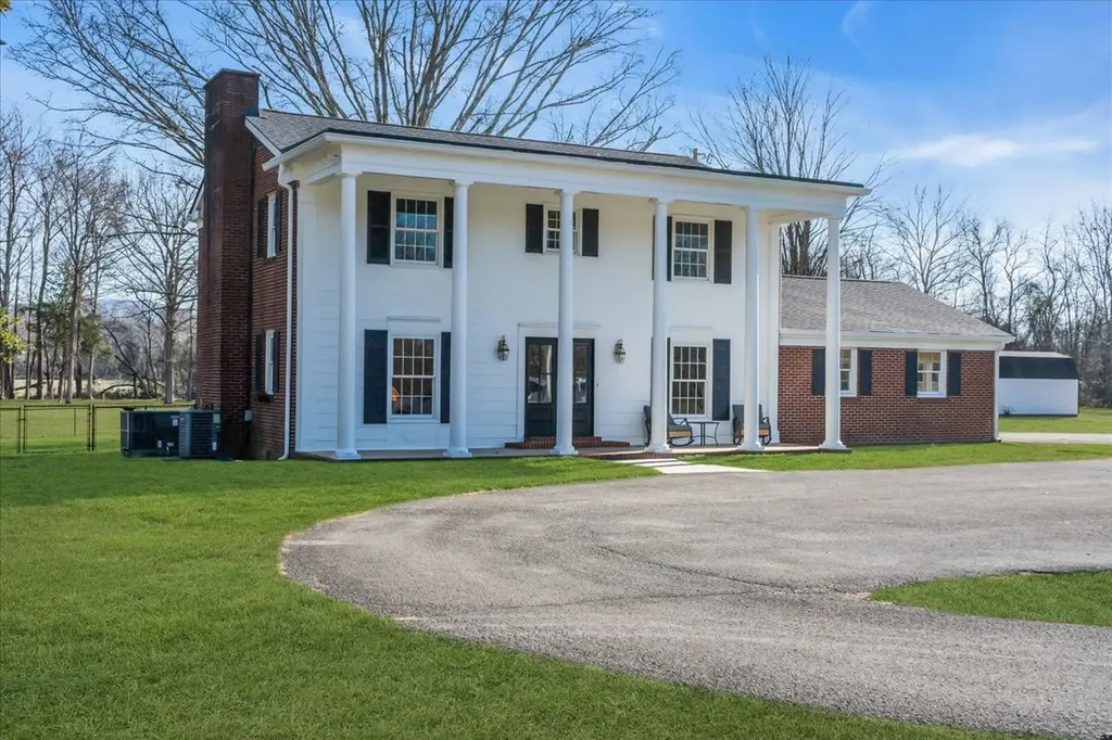 251 Miller Road Hillsboro TN 37342
