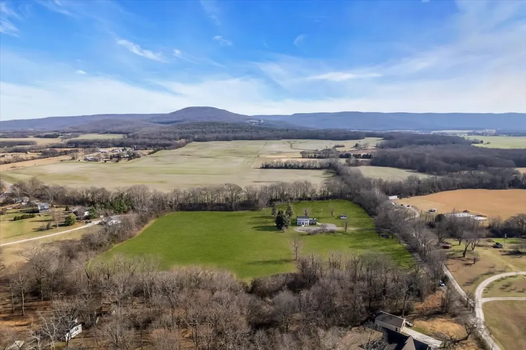 251 Miller Road Hillsboro TN 37342