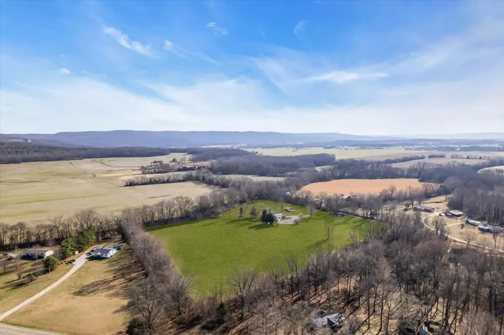 251 Miller Road Hillsboro TN 37342